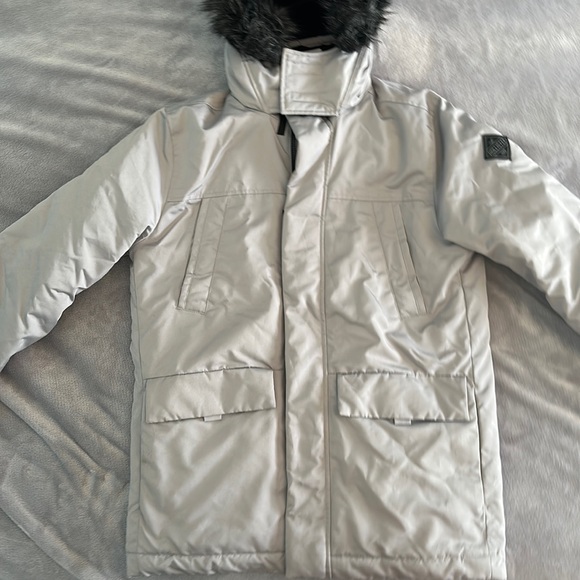 Hollister Other - EUC All weather Hollister jacket